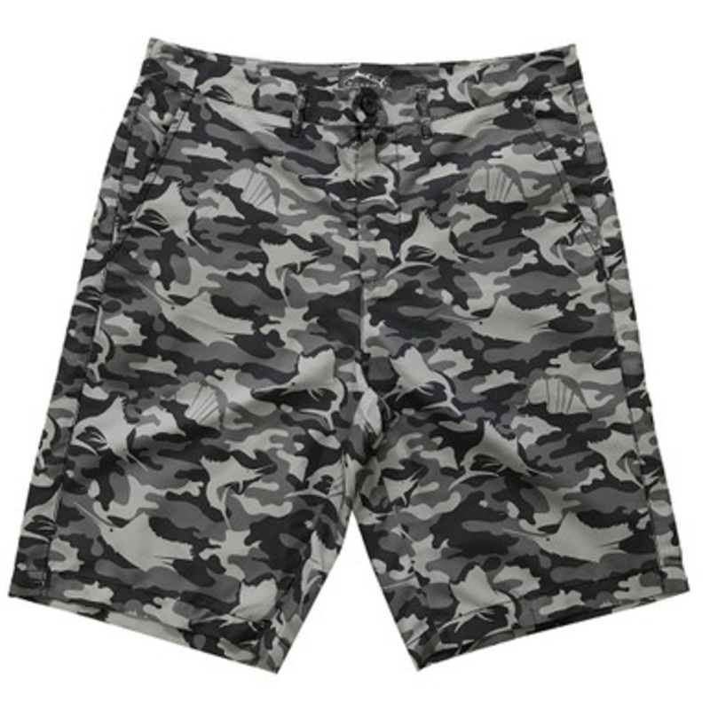 Bluefin USA Camo Dockside Bermuda Shorts – 40