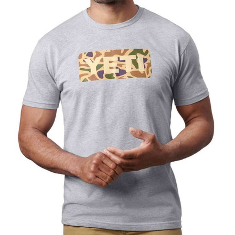 YETI Logo Badge Duck Camo Short Sleeve T-Shirt – Heather Gray – 2X-Large