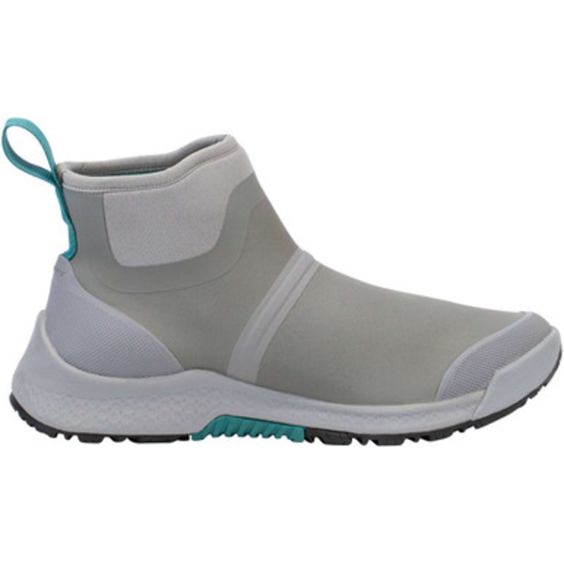 Muck Boots Women’s Outscape Chelsea Boots – Frost Gray – 9.5